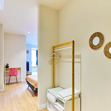 Delia By Gaiarooms Apartment Leon