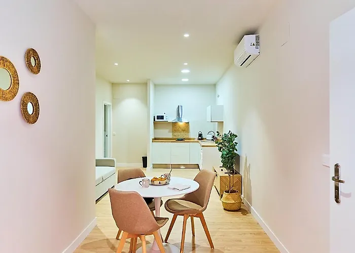 Delia By Gaiarooms Apartament *