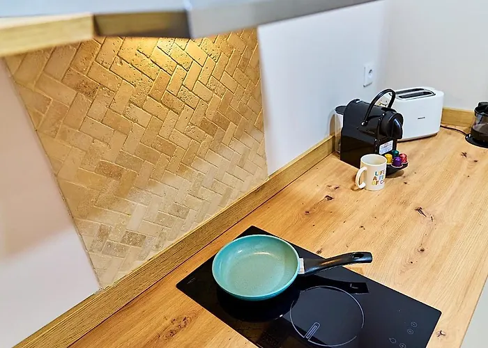 Delia By Gaiarooms León