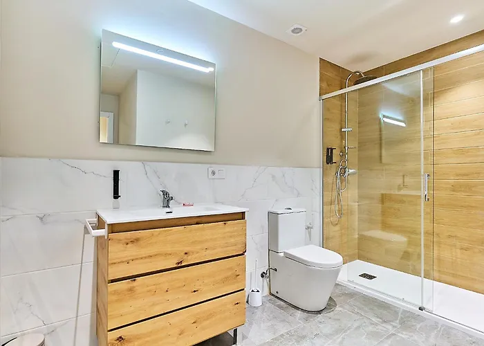 Delia By Gaiarooms * León