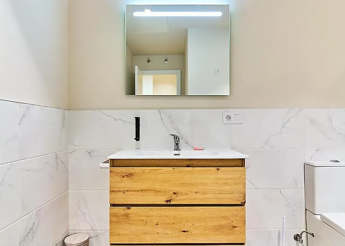 Delia By Gaiarooms León